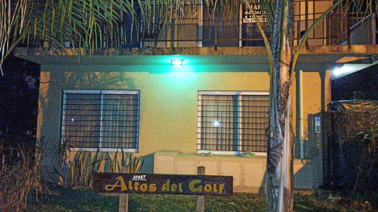 Apart Altos Del Golf Colón Екстериор снимка