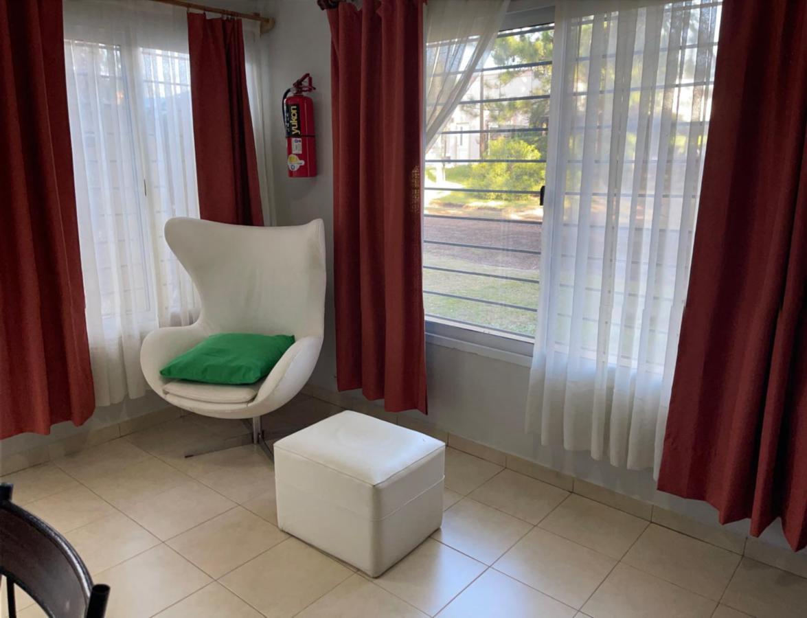 Apart Altos Del Golf Colón Екстериор снимка